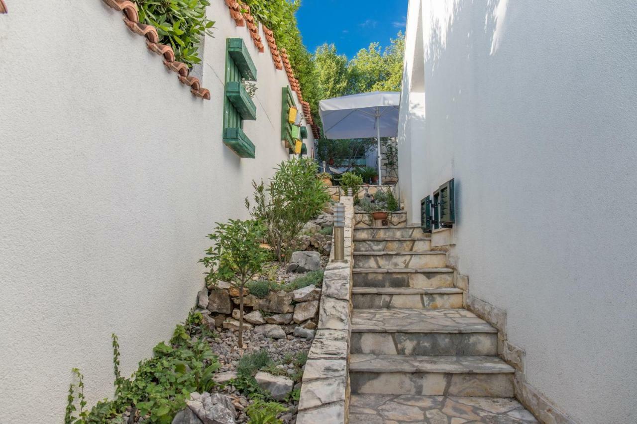 Villa Nika Selce Exterior photo